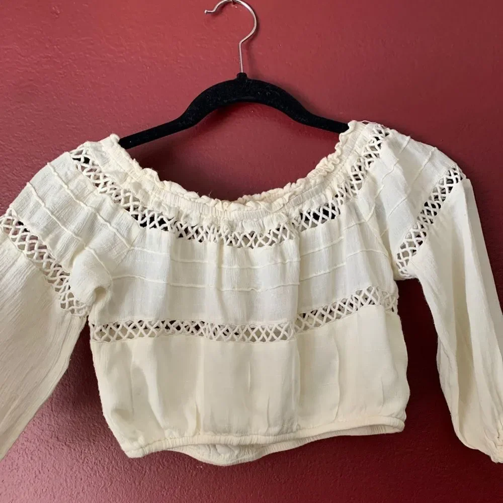 Urban Outfitters cream crouched, cropped off shoulder top, good condition, S